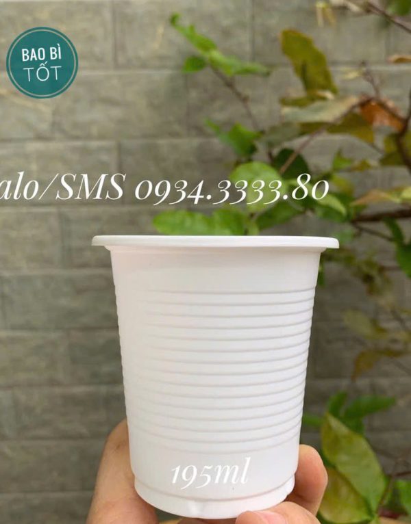 Ly nhựa trắng 195ml