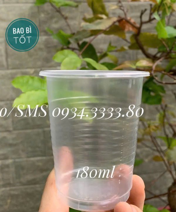 Ly nhựa trong 180ml